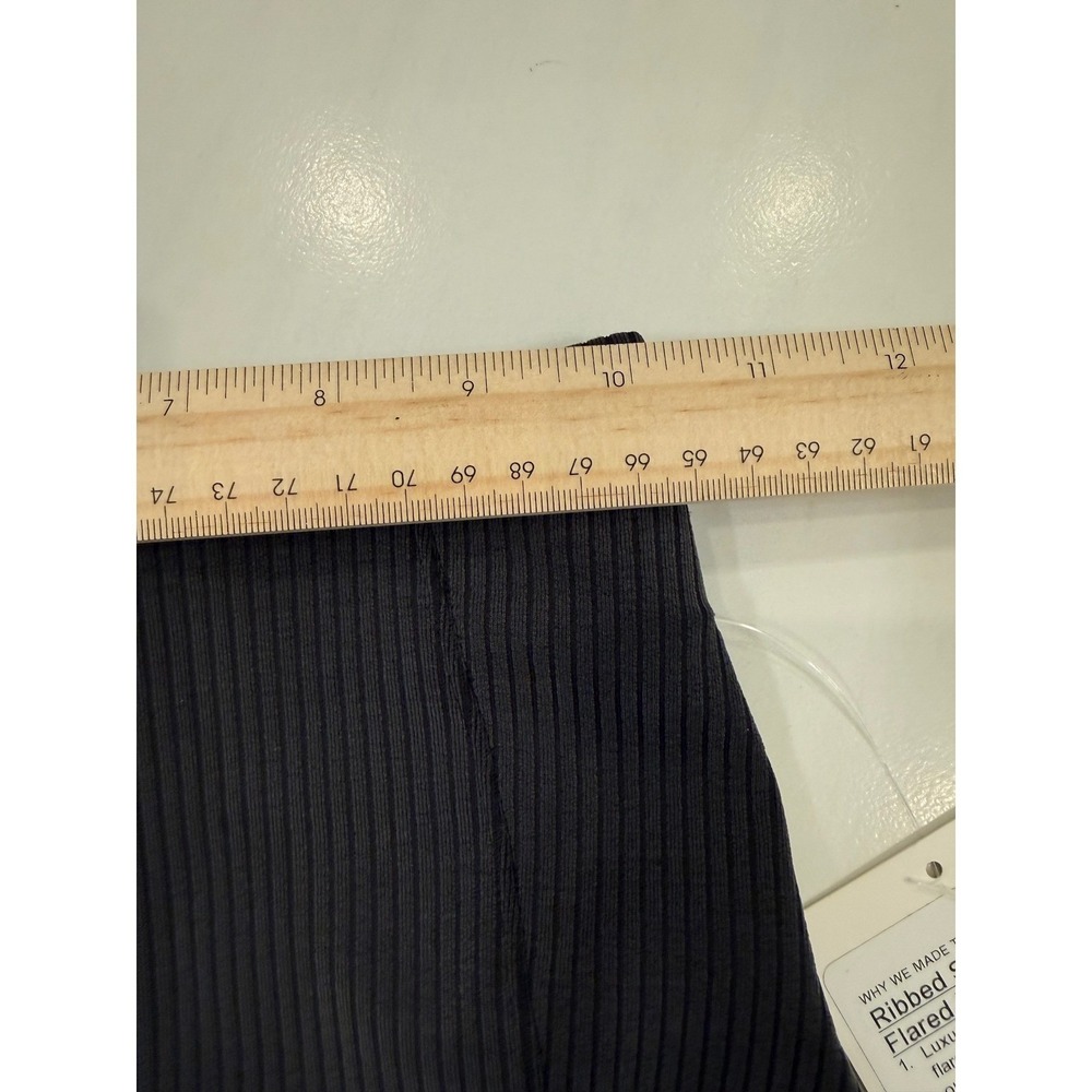 lululemon Ribbed Softstreme Flared Pant Short Womens 0 Black New High Rise 30" - Picture 5 of 12